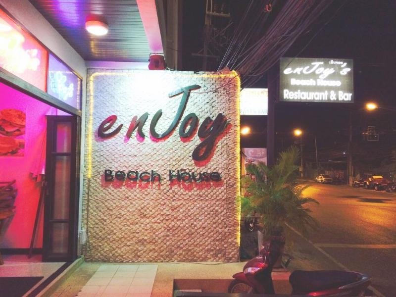 Enjoy'S Beach House & Cafe' Ban Karon Exterior foto