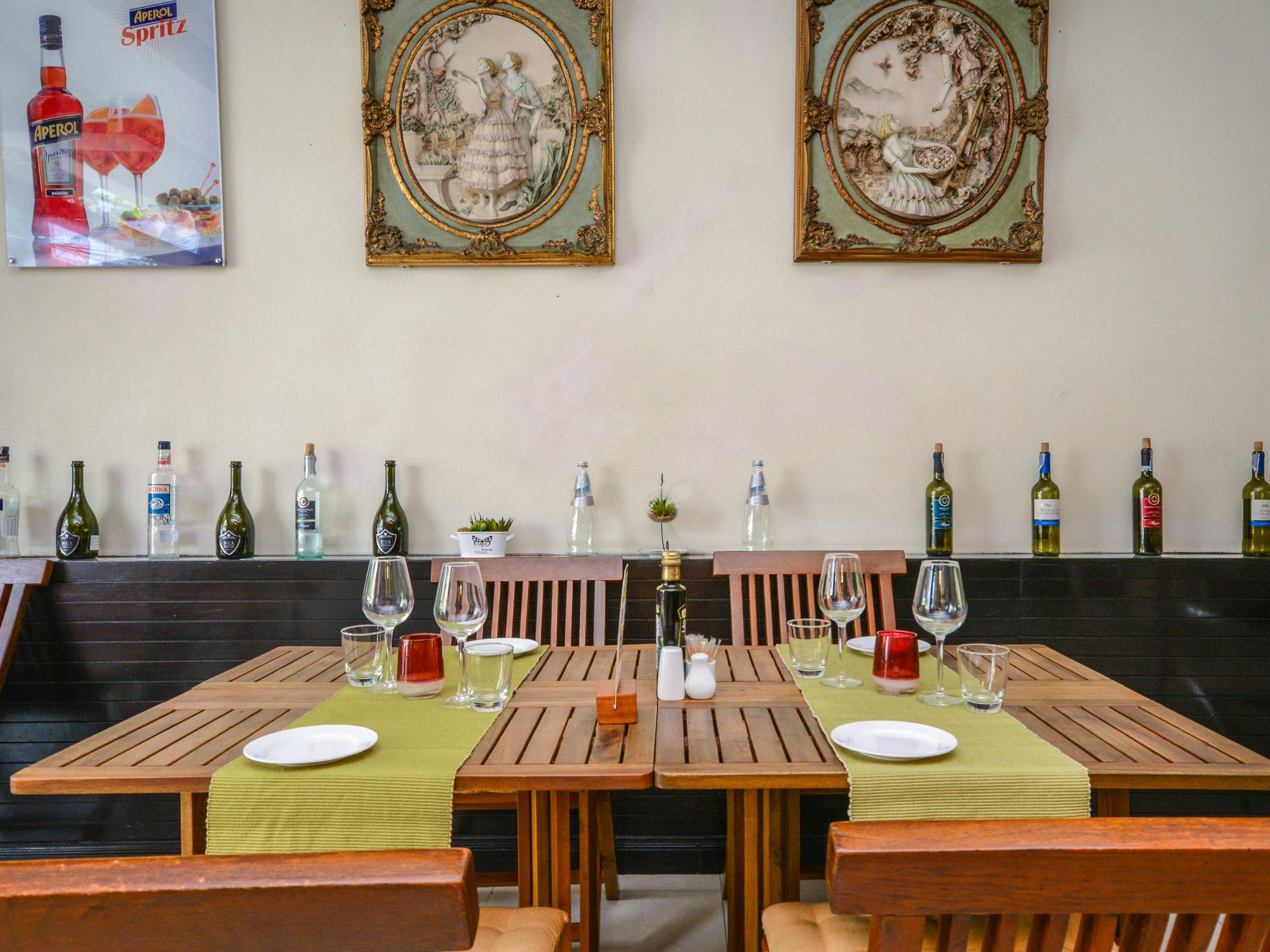 Enjoy'S Beach House & Cafe' Ban Karon Exterior foto